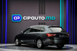 Skoda Superb 2020 2/16