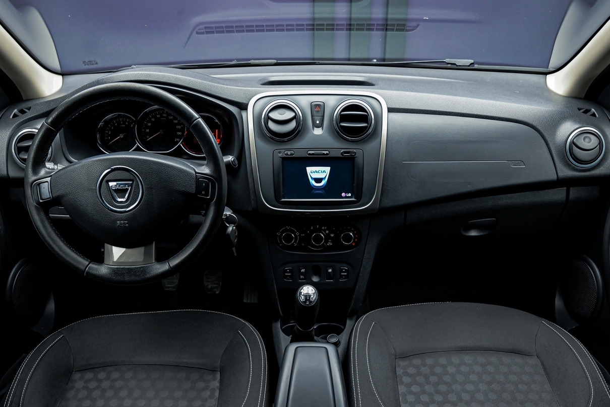 Dacia Logan MCV 2016 5/13