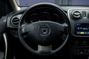 Dacia Logan MCV 2016 9/13