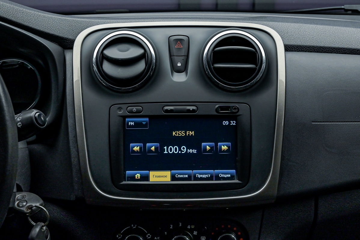 Dacia Logan MCV 2016 10/13