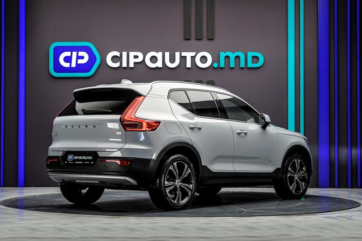 Volvo XC40 2021 3/13