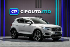 Volvo XC40 2021 4/13