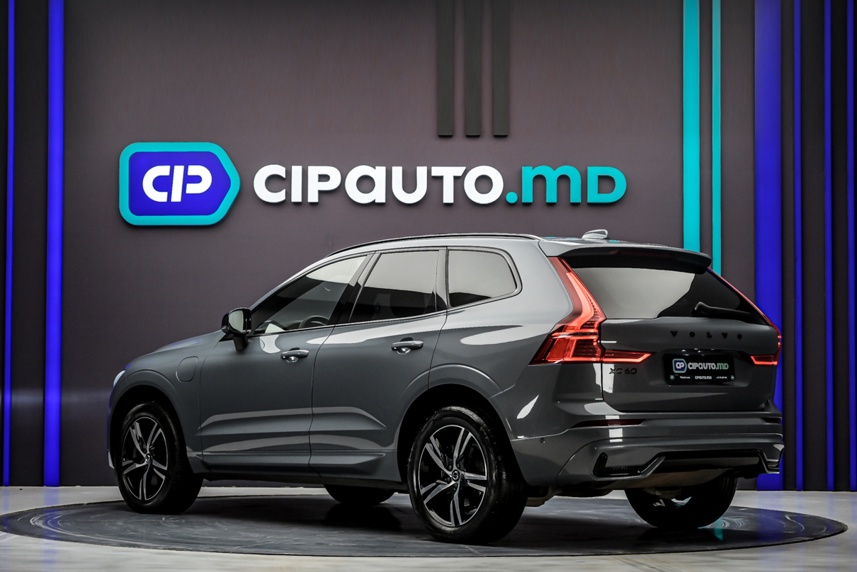 Volvo XC60 2021 2/16