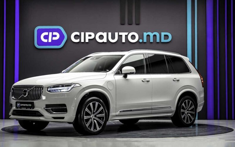 Volvo XC90 2019 - 145 000 km - Plug-in Hybrid - Automată