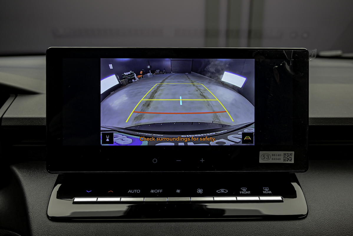 Toyota Corolla Cross 2025 13/14