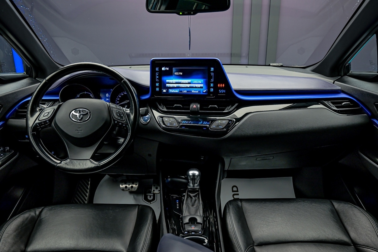 Toyota C-HR 2017 5/15