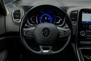 Renault Scenic 2018 9/12