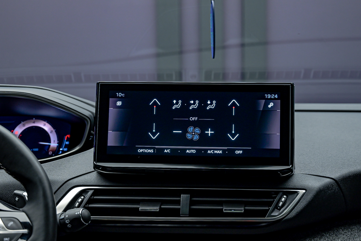 Peugeot 5008 2023 10/16