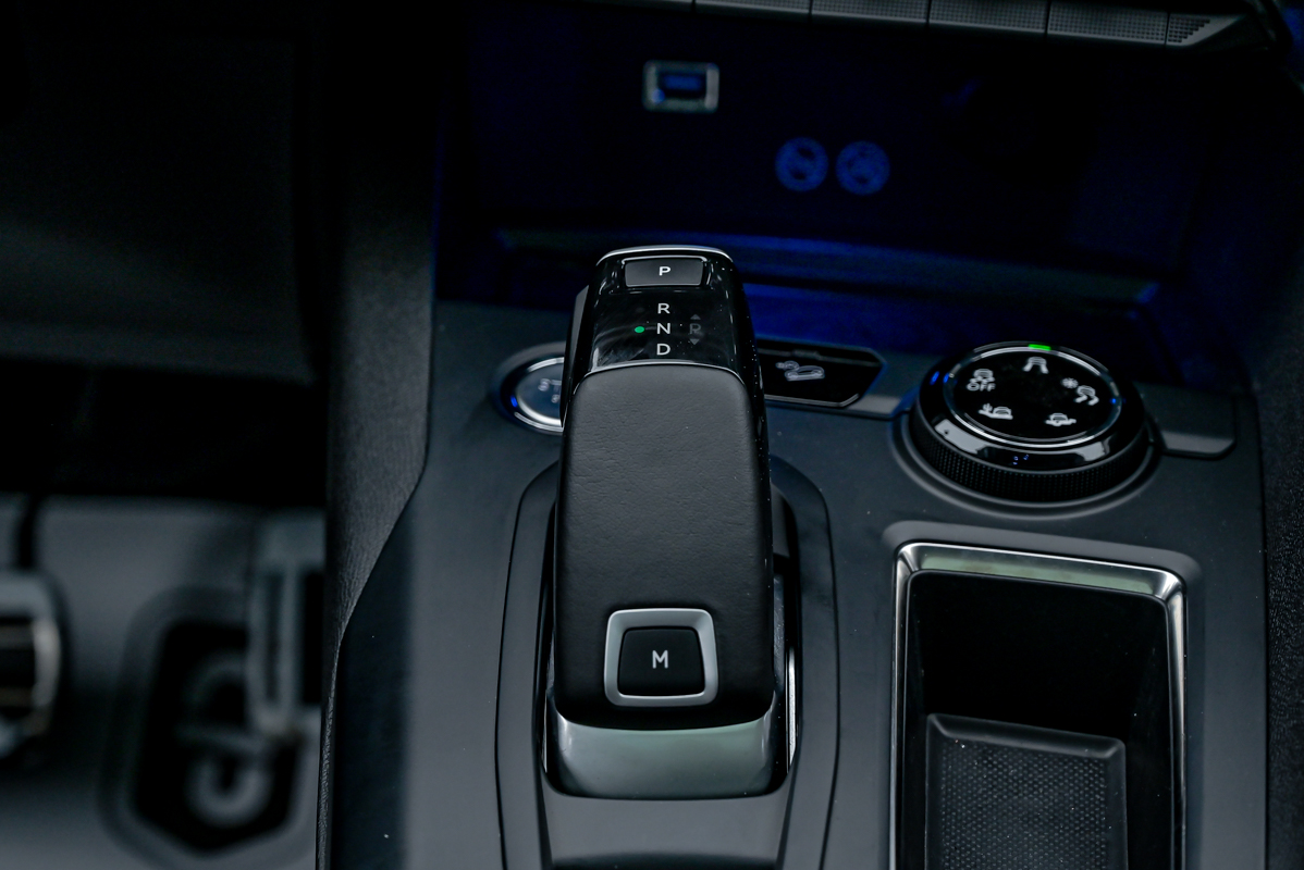 Peugeot 5008 2023 12/16