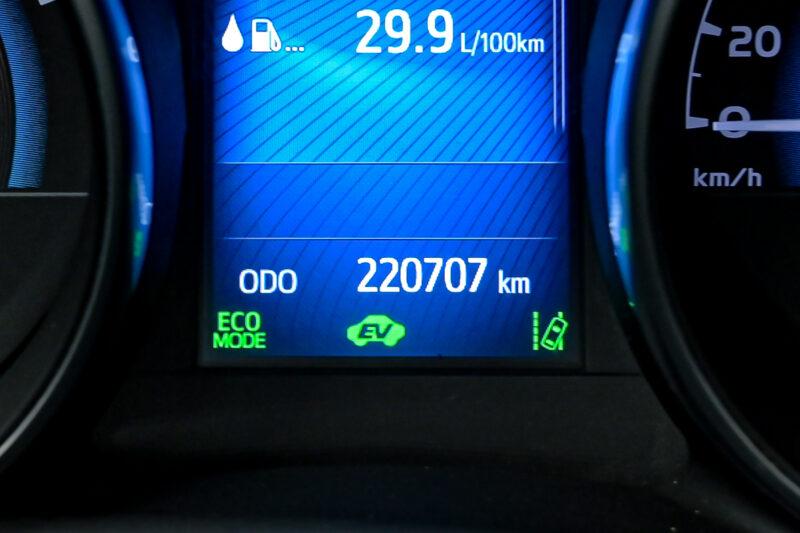 Toyota Auris 2015 8/12