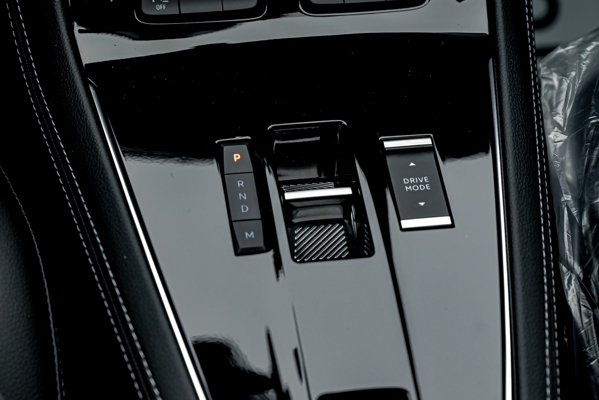 Opel Grandland X 2024 12/15