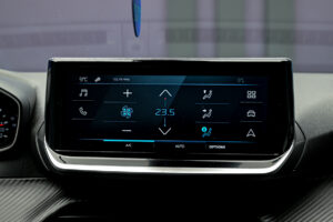 Peugeot 2008 2025 10/14