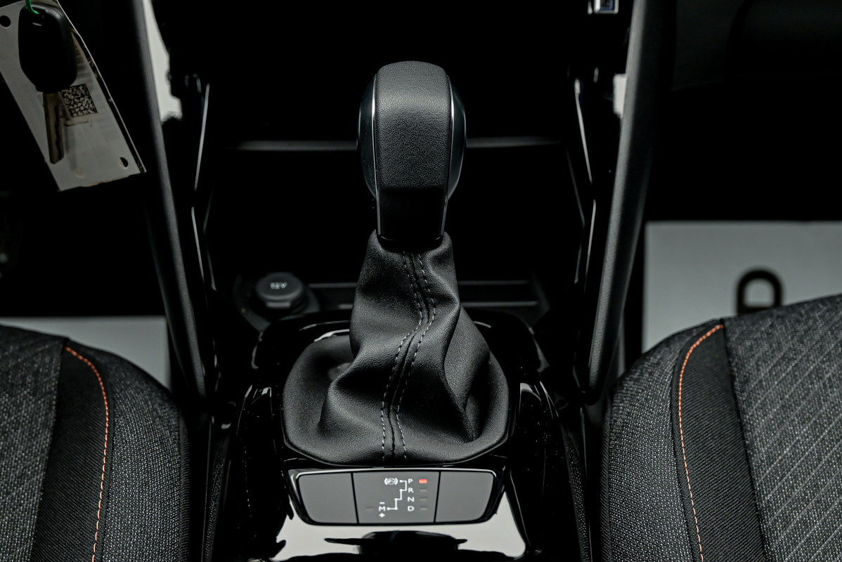 Peugeot 2008 2025 11/14