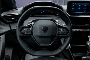 Peugeot 2008 2025 9/14