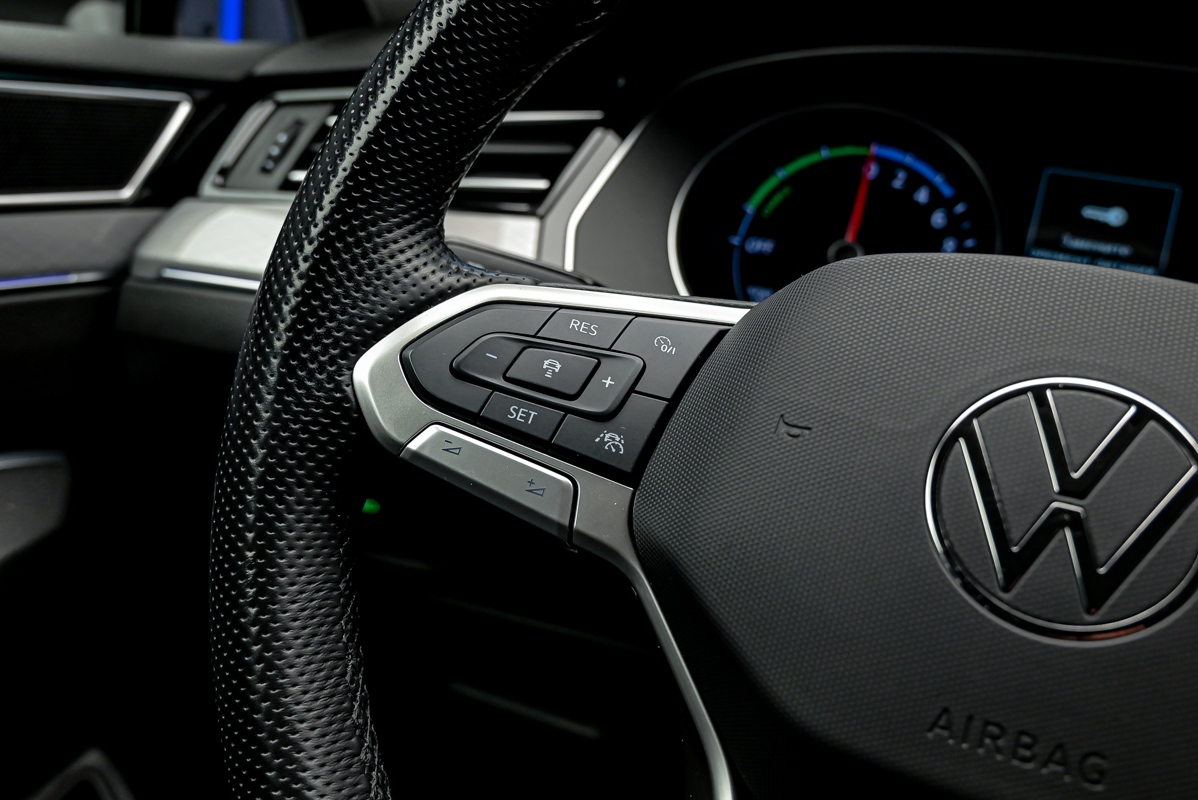 Volkswagen Passat GTE2022 12/14