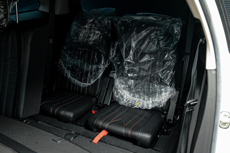 Peugeot 5008 2023 8/17