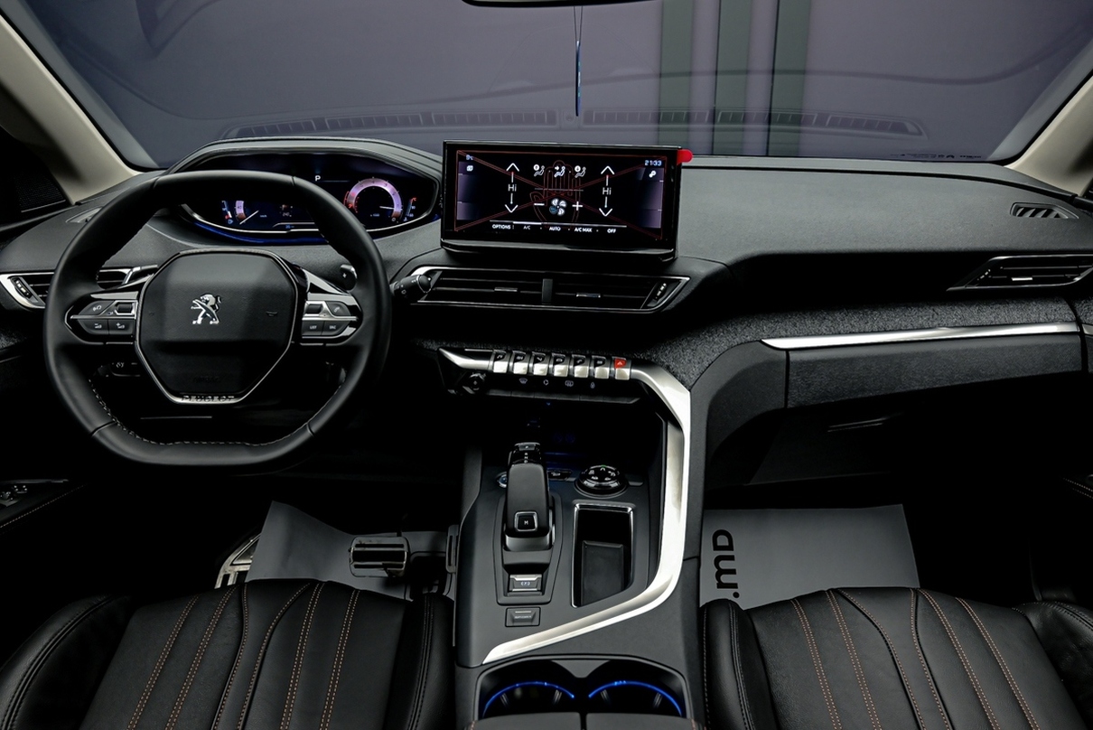 Peugeot 5008 2023 5/17