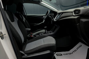 Opel Grandland X 2021 6/13