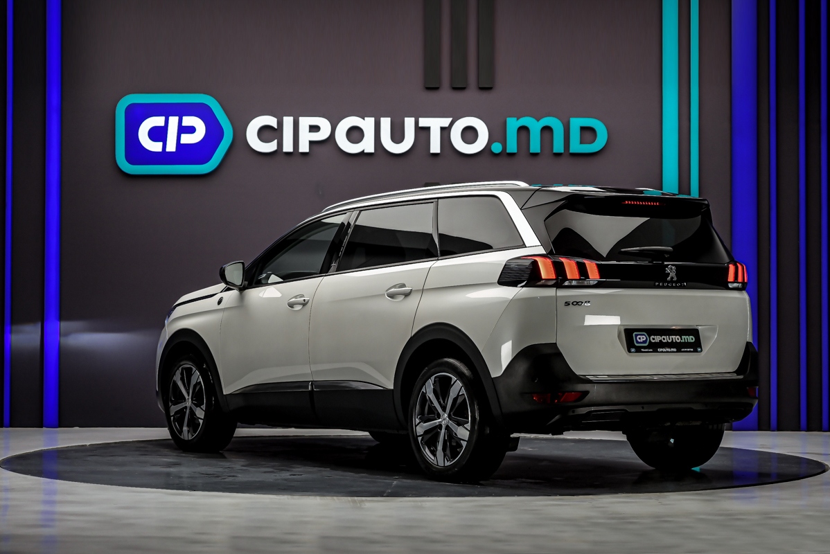 Peugeot 5008 2020 2/16