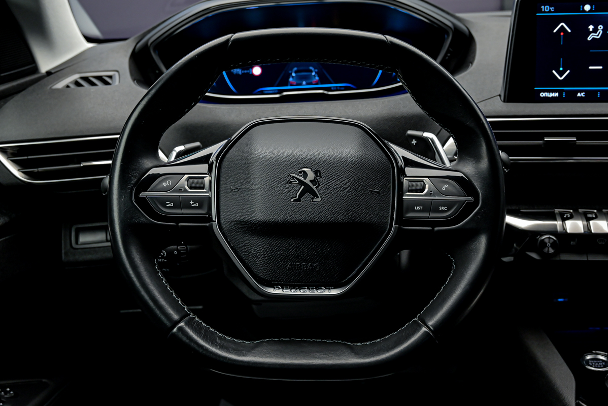 Peugeot 5008 2020 10/16