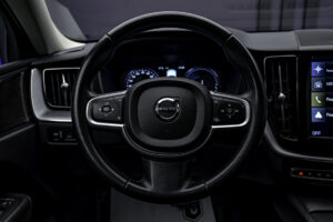 Volvo XC60 2021 9/14
