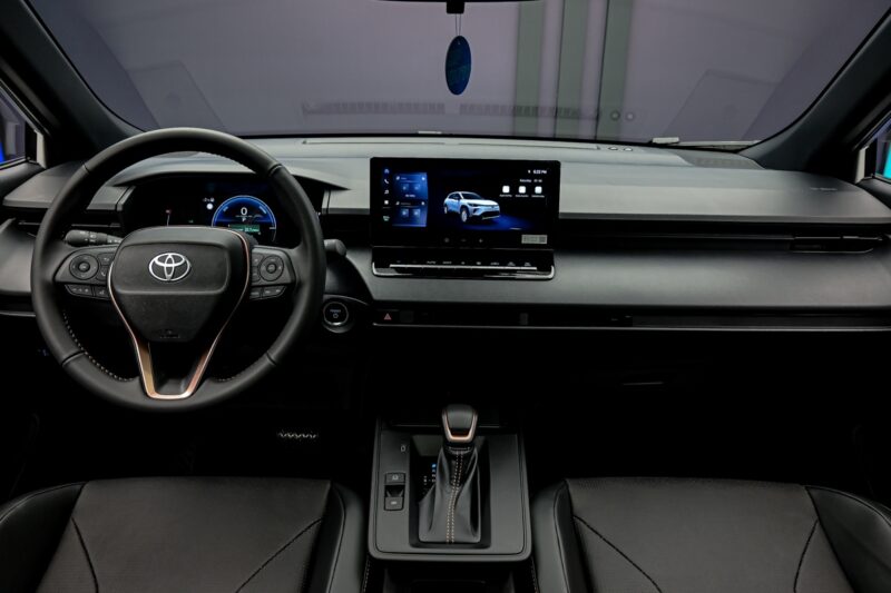 Toyota Corolla Cross 2025 5/14