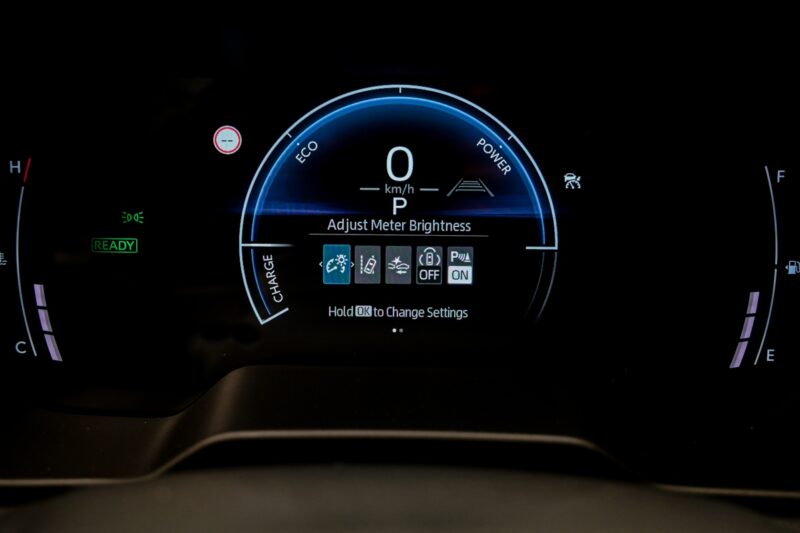 Toyota Corolla Cross 2025 8/14