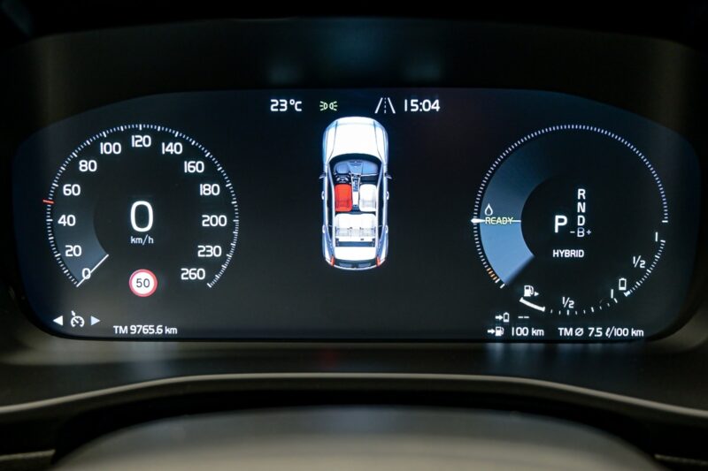 Volvo XC40 2021 8/15