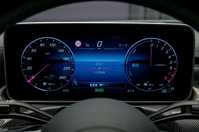 Mercedes-Benz C Class C300e2022 8/15