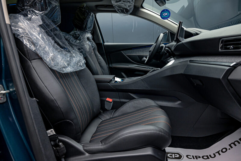 Peugeot 5008 2023 5/16