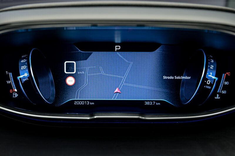 Peugeot 3008 2018 8/13