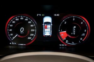 Volvo XC60 2017 8/14