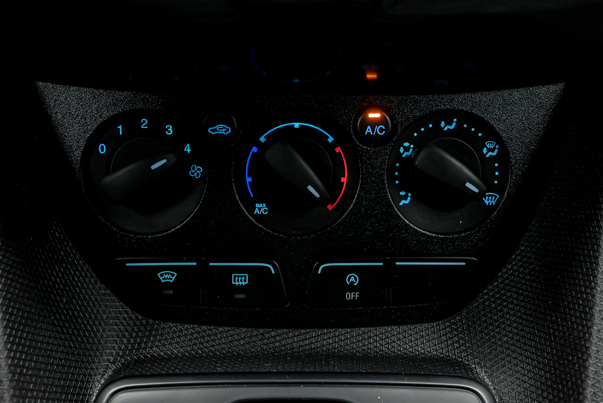 Ford Tourneo Connect 2017 12/14