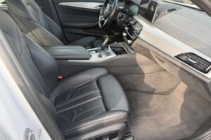BMW 5 Series 520d2021 4/7