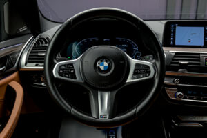 BMW X3 30e2020 9/16