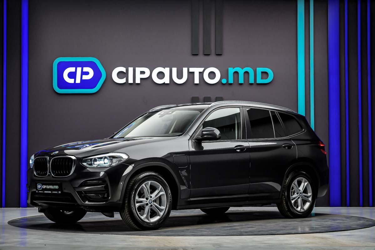 BMW X3 2021 - 141 000 km - Plug-in Hybrid - Automată