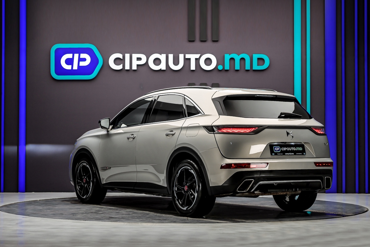 DS_Automobiles DS 7 Crossback 2021 2/14