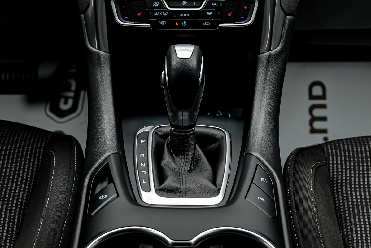 Ford Mondeo 2022 11/13