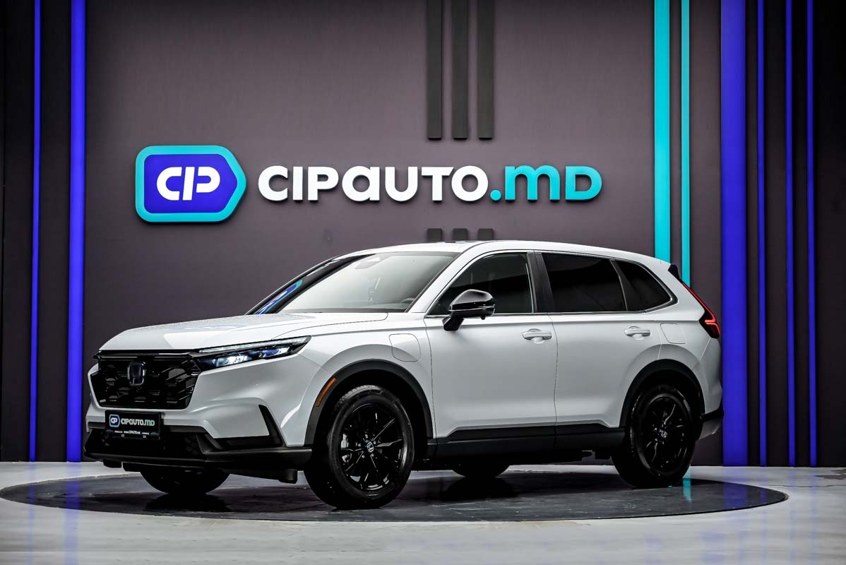 Honda CR-V 2023 - 8 000 km - Plug-in Hybrid - Automată