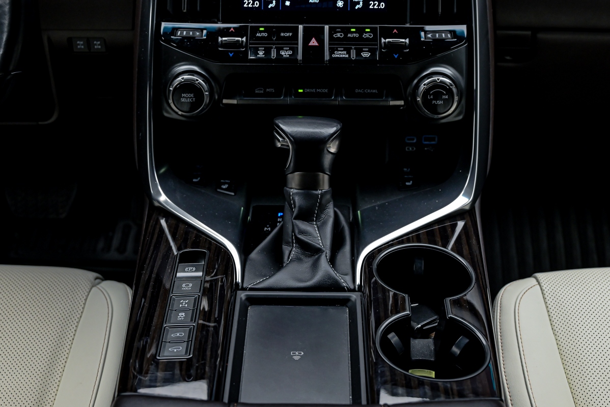 Lexus LX Series 500d2022 12/15