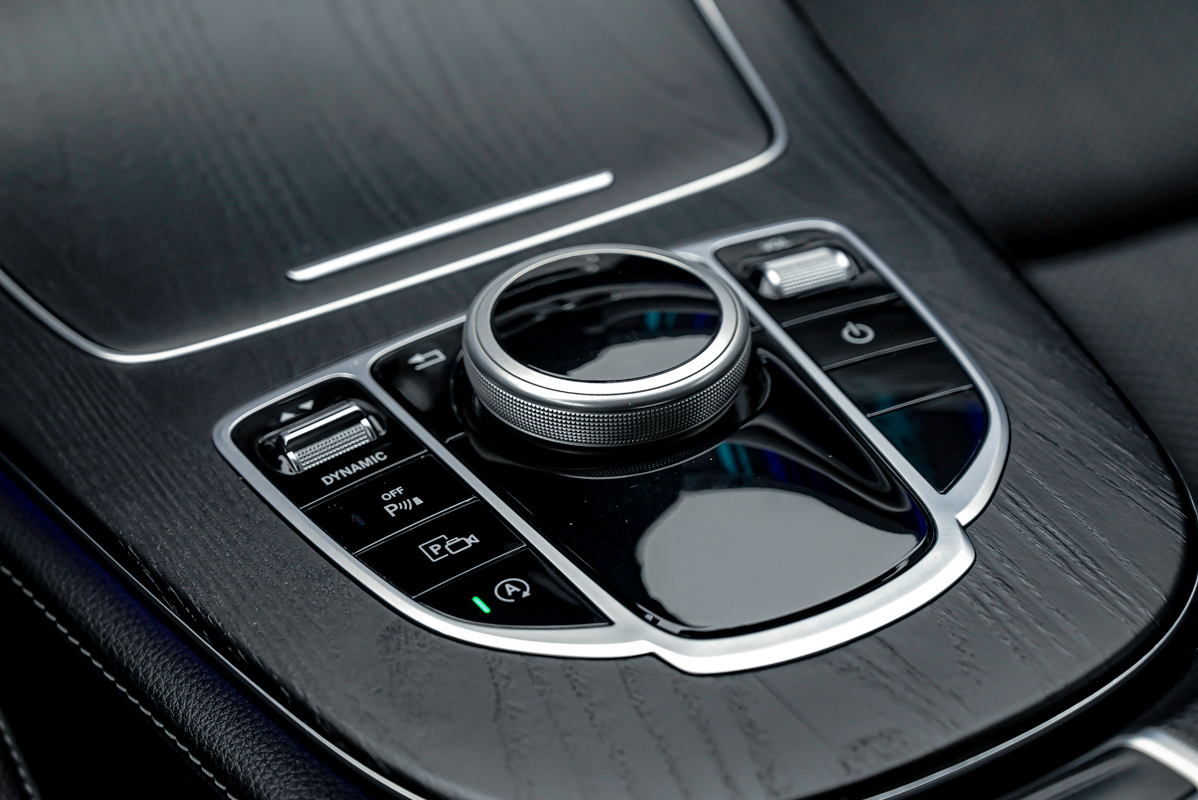 Mercedes-Benz E-Class 2018 12/16