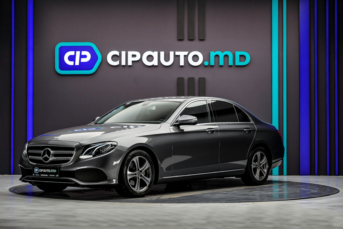 Mercedes-Benz E-Class 2018 - 88 000 km - Benzina - Automată