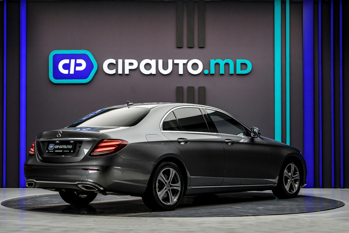 Mercedes-Benz E-Class 2018 3/16