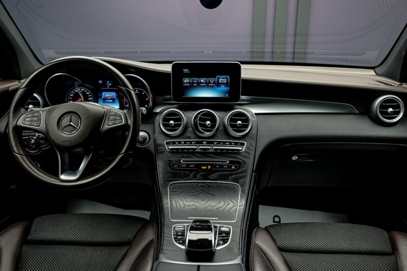 Mercedes-Benz GLC 220d2016 5/13