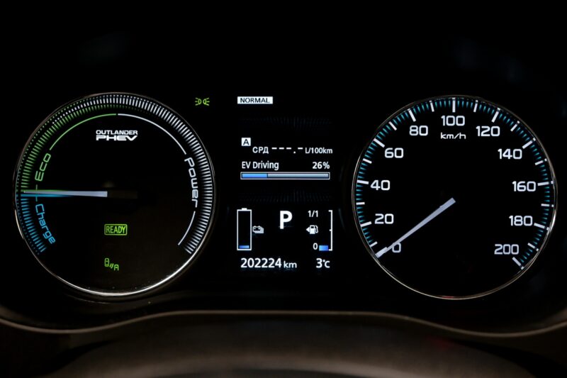 Mitsubishi Outlander 2017 8/14