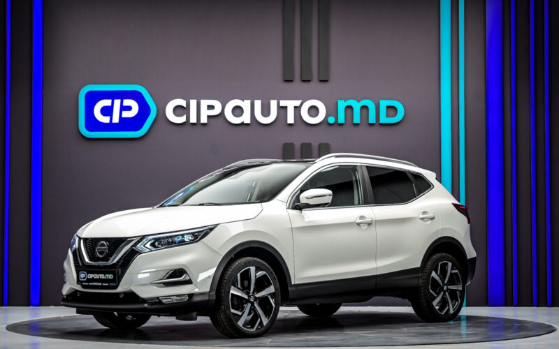 Nissan Qashqai 2018 - 122 000 km - Benzina - Manuală