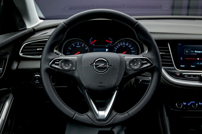 Opel Grandland X 2021 8/12