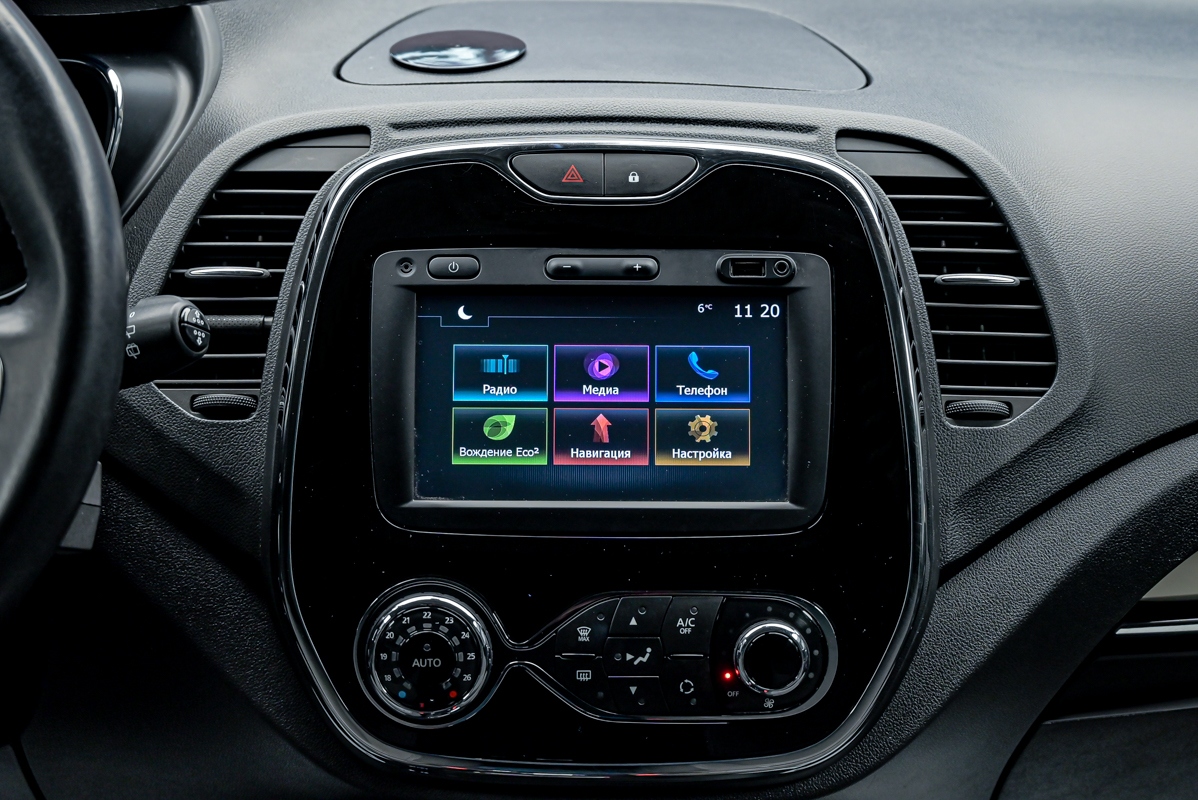 Renault Captur 2016 10/12