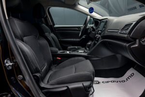 Renault Megane 2020 6/11