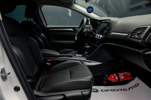 Renault Megane 2021 6/14